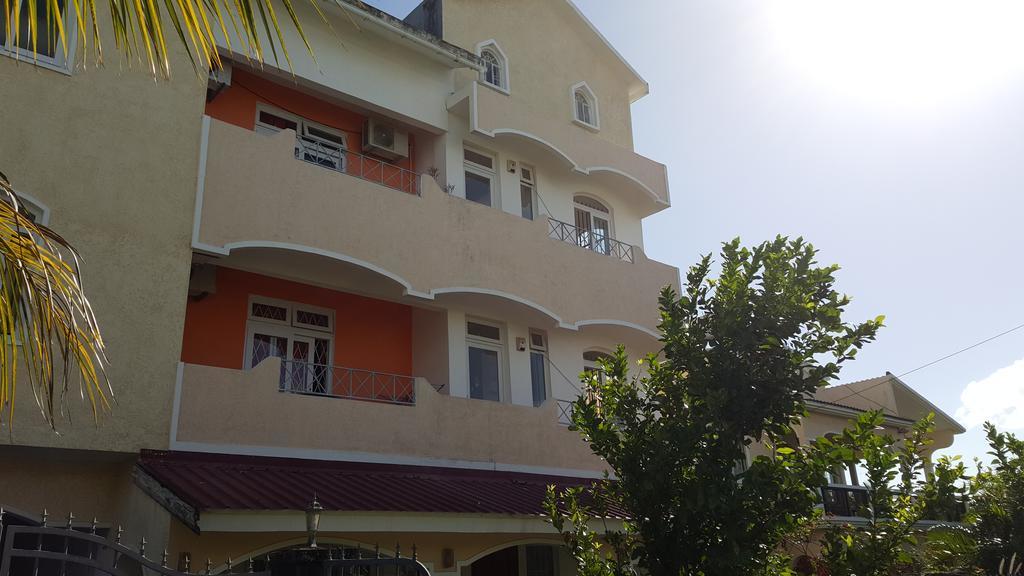 Apartamento The Impala Mauritius Trou aux Biches Exterior foto