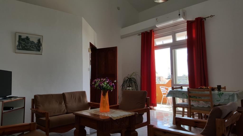 Apartamento The Impala Mauritius Trou aux Biches Exterior foto