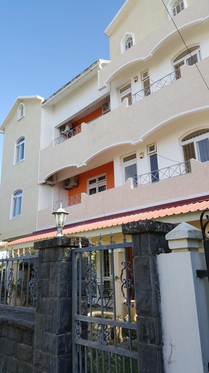 Apartamento The Impala Mauritius Trou aux Biches Exterior foto